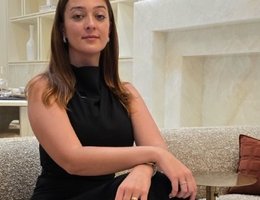 العميل Claudia Blaga