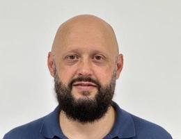 العميل Hennadii Sukhatskyi