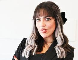 العميل Farah Al Abbasi
