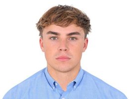 العميل Sebastian William Moore