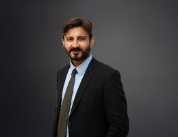 العميل Arun Arora
