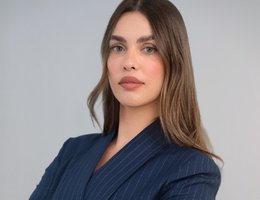 العميل Ainara Medina
