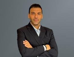 العميل Reza Ebrahim Saadati