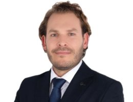 العميل Eric Rivas