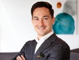 العميل Alexander Ostrovskiy