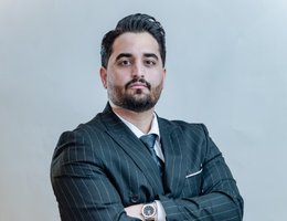 Agent Farzam  Hashemi