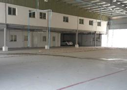 Warehouse - 5 bathrooms for rent in Mussafah Industrial Area - Mussafah - Abu Dhabi