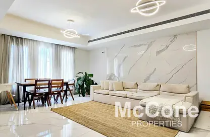 Villa - 4 Bedrooms - 3 Bathrooms for rent in Springs 3 - The Springs - Dubai