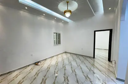 شقة - غرفة نوم - 1 حمام للايجار في مدينة شخبوط - أبوظبي