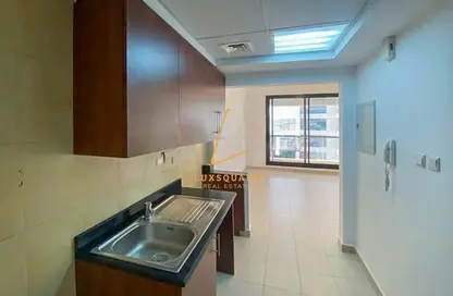 Apartment - 1 Bathroom for rent in Escan Tower - Dubai Marina - Dubai