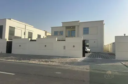 Apartment - Studio - 1 Bathroom for rent in Mohamed Bin Zayed City Villas - Mohamed Bin Zayed City - Abu Dhabi