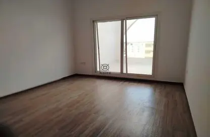 شقة - 2 غرف نوم - 3 حمامات للايجار في مسكن الامير - قرية الجميرا سركل - دبي