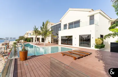 Villa - 6 Bedrooms - 7 Bathrooms for sale in Signature Villas Frond D - Signature Villas - Palm Jumeirah - Dubai