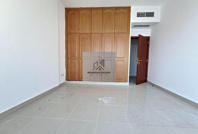 15596323 - صورة العقار 2