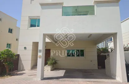 Villa - 4 Bedrooms - 5 Bathrooms for rent in Circle Villas - Jumeirah Village Circle - Dubai