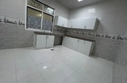 شقة - 2 غرف نوم - 2 حمامات للايجار في مدينة الرياض - أبوظبي