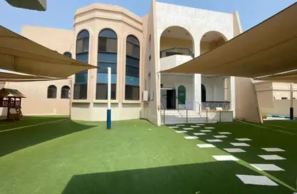 Villa - Studio - 7+ Bathrooms for rent in Muroor Area - Abu Dhabi