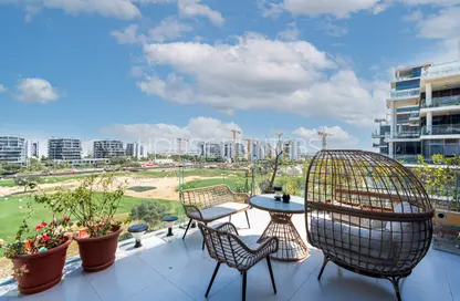 Apartment - 2 Bedrooms - 2 Bathrooms for sale in Golf Promenade 3A - Golf Promenade - DAMAC Hills - Dubai