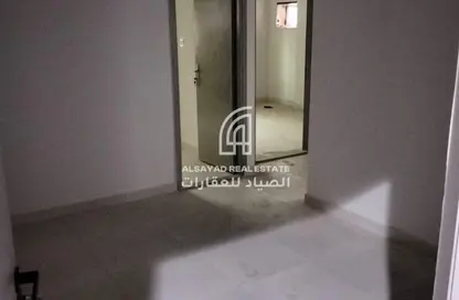 شقة - غرفة نوم - 1 حمام للايجار في شارع التعاون الجديد - التعاون - الشارقة