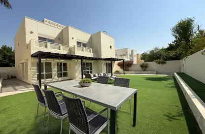 Villa - 5 Bedrooms - 5 Bathrooms for rent in Meadows 4 - Meadows - Dubai