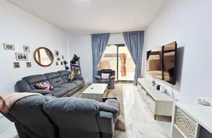 Apartment - 2 Bedrooms - 3 Bathrooms for sale in Golden Dream Tower 1 - Jumeirah Village Circle - Dubai