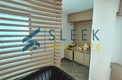 Shop - Studio - 1 Bathroom for rent in The Village Mall - Jumeirah 1 - Jumeirah - Dubai