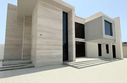 Villa - 5 Bedrooms - 7 Bathrooms for rent in Nad Al Sheba Villas - Nad Al Sheba 3 - Nad Al Sheba - Dubai