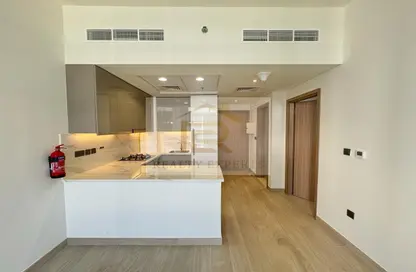 Kitchen image for: Apartment - 1 Bedroom - 2 Bathrooms for rent in AZIZI Riviera - Meydan One - Meydan - Dubai, Image 1
