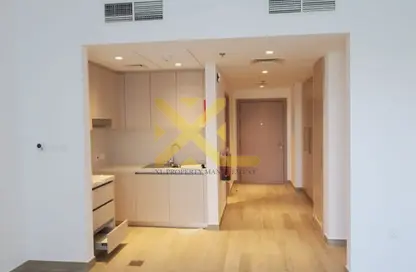 Apartment - 1 Bedroom - 2 Bathrooms for rent in Waters Edge - Yas Island - Abu Dhabi