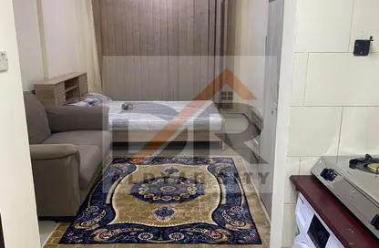 شقة - 1 حمام للايجار في مساكن كورنيش عجمان - طريق كورنيش عجمان - عجمان
