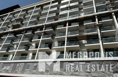 Apartment - 1 Bedroom - 2 Bathrooms for rent in Binghatti Phoenix - Jumeirah Village Circle - Dubai