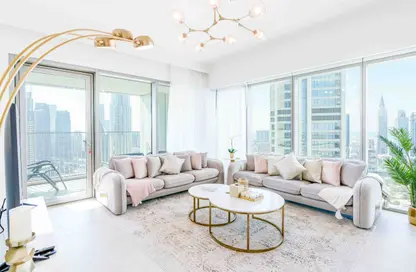 Apartment - 3 Bedrooms - 3 Bathrooms for rent in Downtown Dubai - Dubai