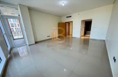 Apartment - 3 Bedrooms - 4 Bathrooms for rent in United Square - Al Khalidiya - Abu Dhabi