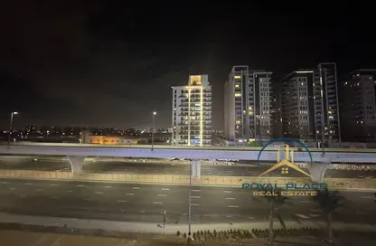 شقة - 1 حمام للايجار في العزيزي روي المتوسطي - الفرجان - دبي