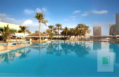 Apartment - 4 Bedrooms - 5 Bathrooms for rent in Bay View Tower - Marina Square - Al Reem Island - Abu Dhabi