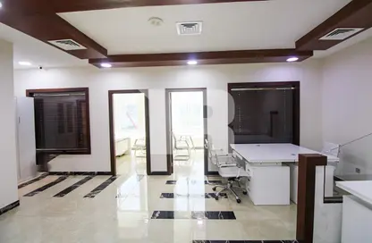 مكتب - استوديو - 1 حمام للايجار في برج كلوفر - الخليج التجاري - دبي