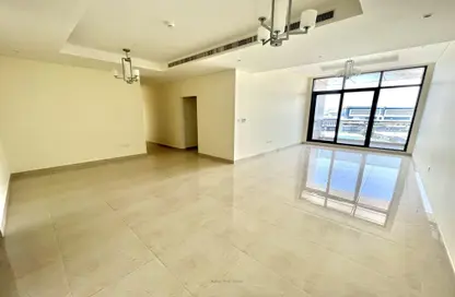 شقة - 2 غرف نوم - 3 حمامات للايجار في منطقة القرهود - دبي