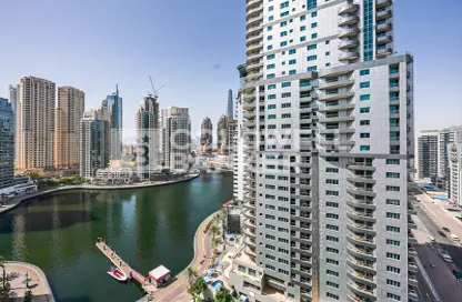 Apartment - 2 Bedrooms - 2 Bathrooms for sale in Marina View Tower A - Marina View - Dubai Marina - Dubai