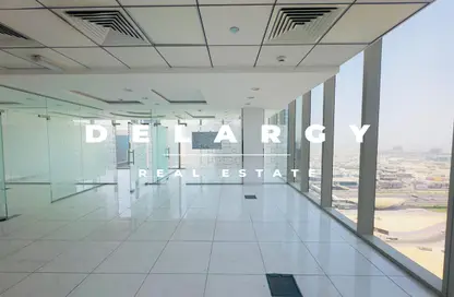 مكتب - استوديو للايجار في القمة - الخليج التجاري - دبي