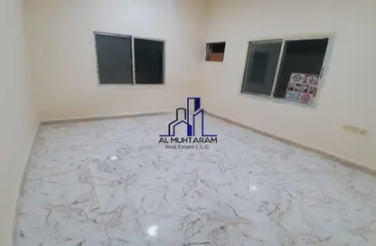 شقة - 3 غرف نوم - 2 حمامات للايجار في الناصرية - الشرق - الشارقة