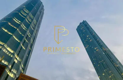 Apartment - 3 Bedrooms - 5 Bathrooms for rent in Golden Falcon Tower - Hamdan Street - Abu Dhabi