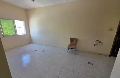 شقة - 2 غرف نوم - 2 حمامات للايجار في مساكن كورنيش عجمان - طريق كورنيش عجمان - عجمان