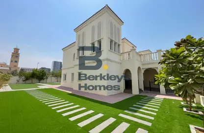 Villa - 4 Bedrooms - 5 Bathrooms for rent in District 16 - Jumeirah Village Circle - Dubai