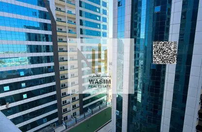 شقة - غرفة نوم - 2 حمامات للبيع في أورينت تاور 1 - أورينت تاور - البستان - عجمان