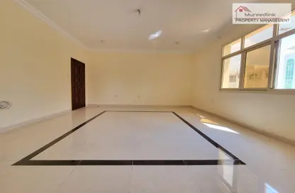 Apartment - 5 Bedrooms - 6 Bathrooms for rent in Hadbat Al Zafranah - Muroor Area - Abu Dhabi
