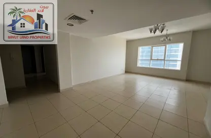 Apartment - 2 Bedrooms - 3 Bathrooms for rent in Al Khan Corniche - Al Khan - Sharjah