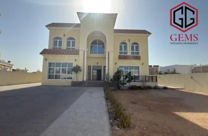 Villa - 5 Bedrooms - 6 Bathrooms for rent in Al Mizhar 1 - Al Mizhar - Dubai