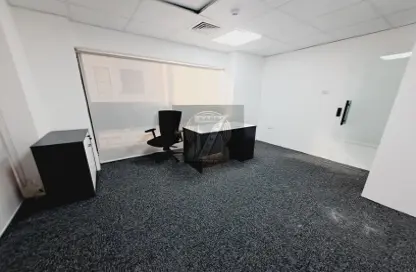 Office Space - Studio - 4 Bathrooms for rent in Al Mussalla - Al Souk Al Kabeer - Bur Dubai - Dubai