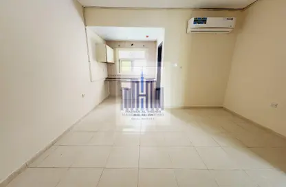 Apartment - Studio - 1 Bathroom for rent in Fire Station Road - Muwaileh - Sharjah