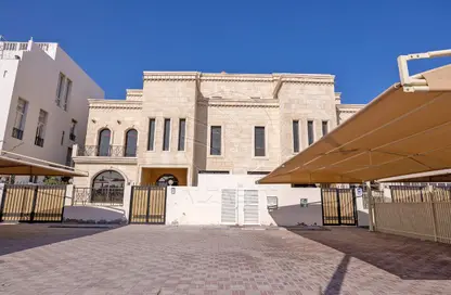 Villa - Studio - 6 Bathrooms for rent in Al Mushrif Villas - Al Mushrif - Abu Dhabi